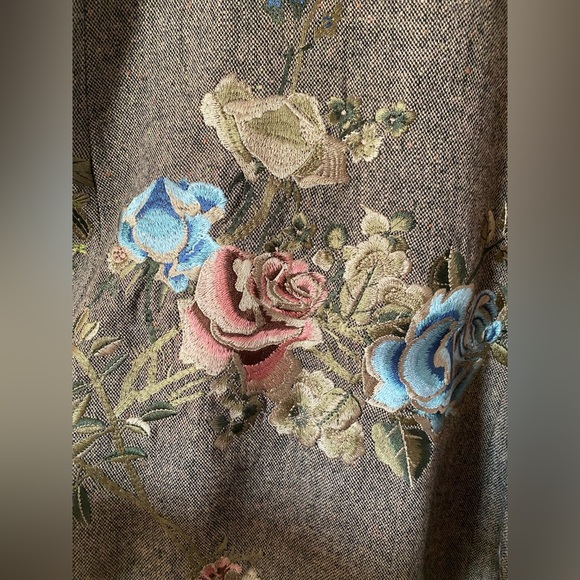 Gorgeous floral jacket! Boho embroidered flowers wool-blend tweed Nygard coat - Picture 3 of 16